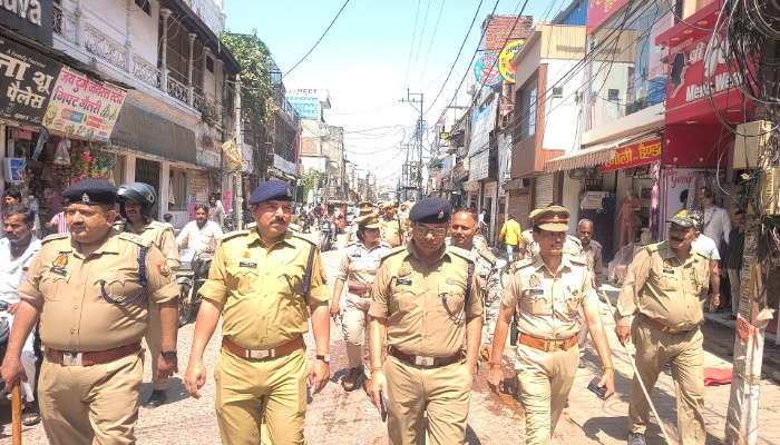 अयोध्या में जाम के खिलाफ सख्ती: बुलडोजर अभियान से हटाया अतिक्रमण, अधिकारियों ने संभाली कमान