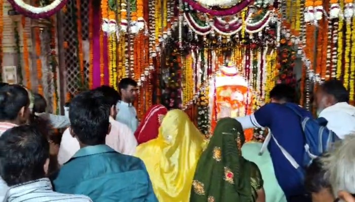 हनुमान जयंती पर उमड़ा भक्तों का जनसैलाब, कलश स्थापना के साथ हुआ पूजन