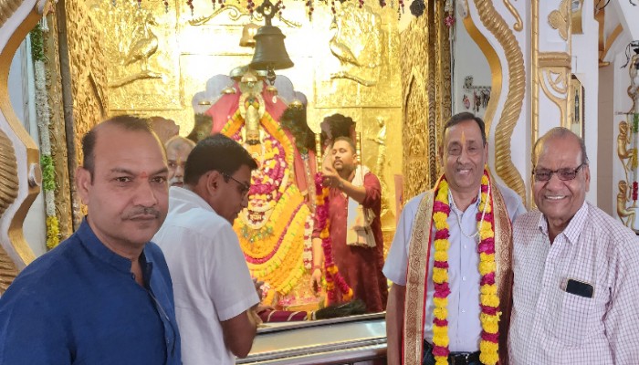 श्याम भजन संध्या में झूमे श्रद्धालु, वररुथिनी एकादशी पर लगेगा मेला