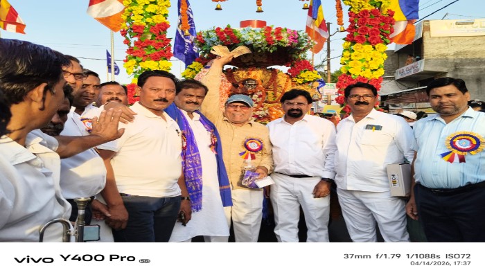 डिवाई में श्रद्धा और उल्लास के साथ निकली बाबा साहेब की भव्य शोभा यात्रा, गूंजे 'जय भीम' के नारे