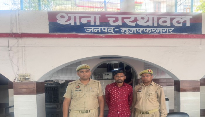 चरथावल पुलिस की कार्रवाई: कोर्ट से फरार वारंटी गिरफ्तार, भेजा गया जेल