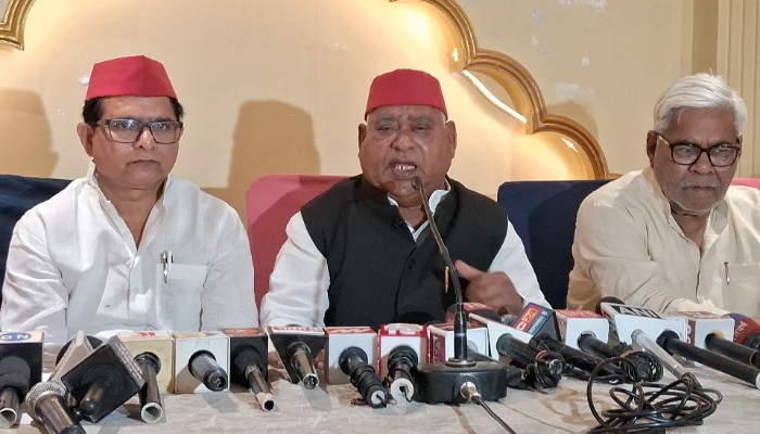 अयोध्या से सपा सांसद का तीखा प्रहार: गैस किल्लत और स्मार्ट मीटर के नाम पर जनता को लूट रही सरकार