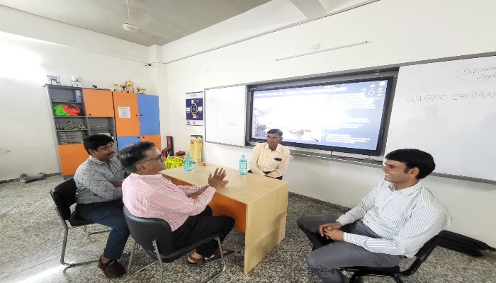 फूलियाकलां में 21 करोड़ का आधुनिक विद्यालय बनेगा ग्रामीण प्रतिभाओं का केंद्र, IIT-NEET की मुफ्त ऑनलाइन कोचिंग शुरू