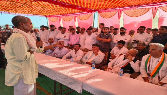 सिलिकोसिस मरीजों से मिले अशोक गहलोत, सहायता में देरी पर उठाए सवाल