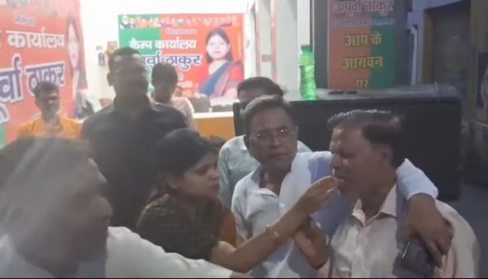 बंगाल में ‘भगवा लहर’ की चर्चा, शाहजहांपुर में भाजपा कार्यकर्ताओं ने मनाया जश्न