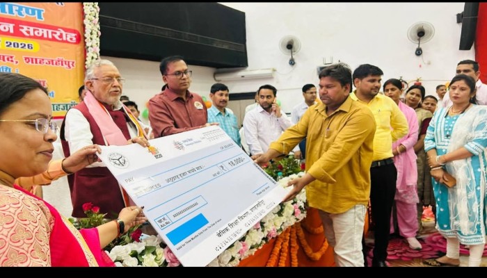 शिक्षामित्रों के मानदेय में वृद्धि का ऐलान, समारोह में लाइव प्रसारण के साथ सम्मान कार्यक्रम आयोजित