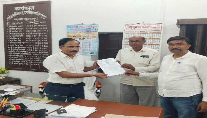 Sultanpur: समस्याओं के समाधान को लेकर लेखपाल संघ सख्त, दी ये चेतावनी