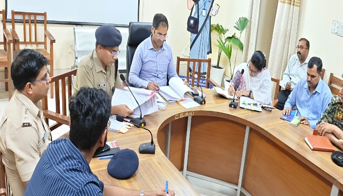 नशे के कारोबार पर सख्ती के निर्देश, अवैध मादक पदार्थों की सूचना देने के लिए जारी किए हेल्पलाइन नंबर