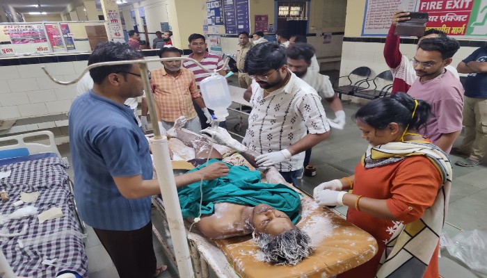 तिलस्वां फिर बना मौत का घाट, खाई में गिरी मजदूरों से भरी पिकअप, 3 की मौत, 3 गंभीर