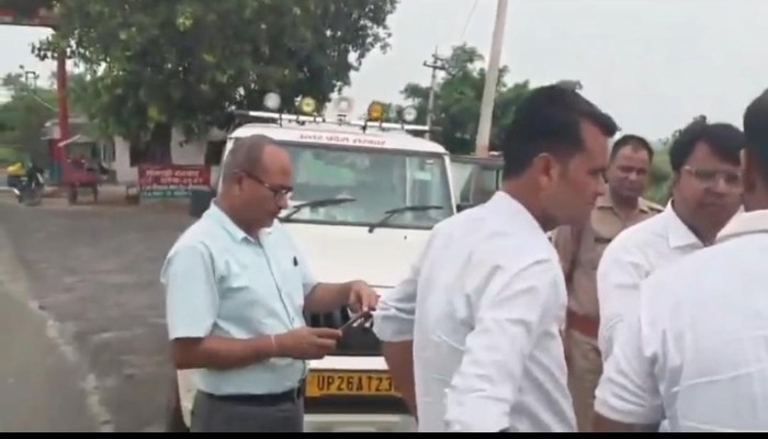 Pilibhit: आबकारी इंस्पेक्टर पर सेल्समैन से मारपीट का आरोप, वीडियो वायरल होने से मचा हड़कंप
