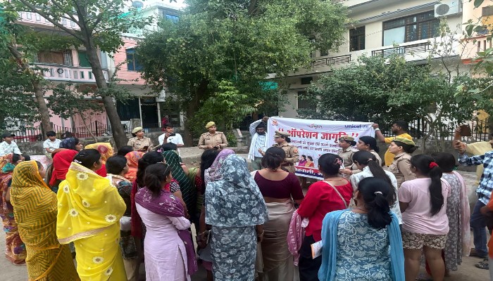 झाँसी में ‘ऑपरेशन जागृति’ शुरू, महिला एवं बालिका सुरक्षा को लेकर पुलिस का जागरूकता अभियान