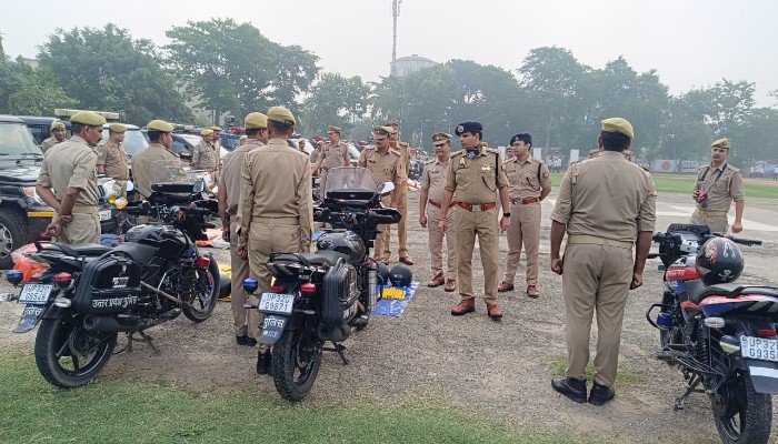 एसएसपी ने ली परेड की सलामी, अनुशासन और पुलिस व्यवस्था का किया व्यापक निरीक्षण