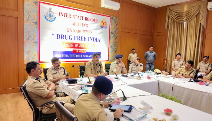 यूपी-एमपी पुलिस की अंतर्राज्यीय बॉर्डर मीटिंग, नशा तस्करों पर संयुक्त कार्रवाई की बनी रणनीति