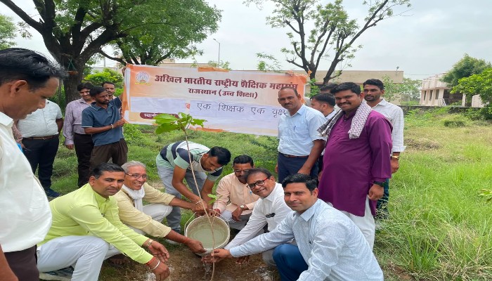 ‘एक शिक्षक–एक वृक्ष’ अभियान: शाहपुरा में शिक्षा, संस्कार और पर्यावरण संरक्षण का अनूठा संगम