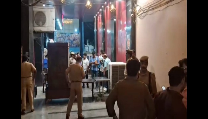 Jhansi: रेस्टोरेंट में एलएलबी छात्र की गोली मारकर हत्या, आरोपी की तलाश में तीन पुलिस टीमें