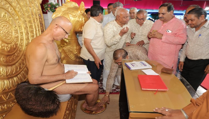 पुलकसागरजी महाराज के प्रथम चातुर्मास को लेकर उमड़ा जनसैलाब, श्रद्धा और आध्यात्मिक ऊर्जा का अद्भुत संगम