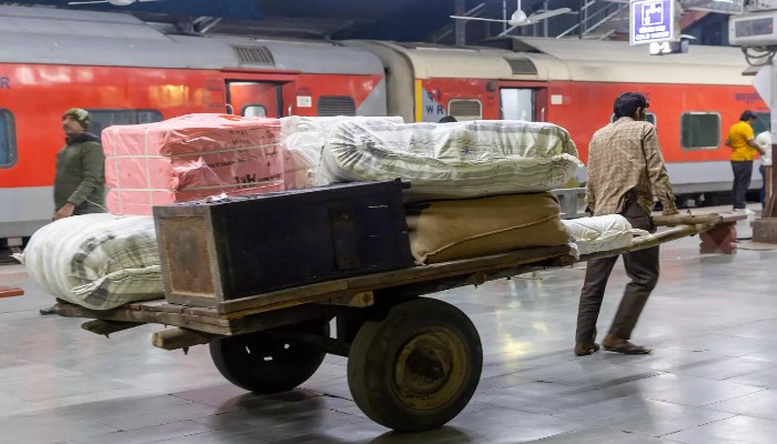 रेलवे का नया फरमान: 31 जुलाई से शुरू हुई लगेज की ऑनलाइन बुकिंग और सफर के बदलते मायने