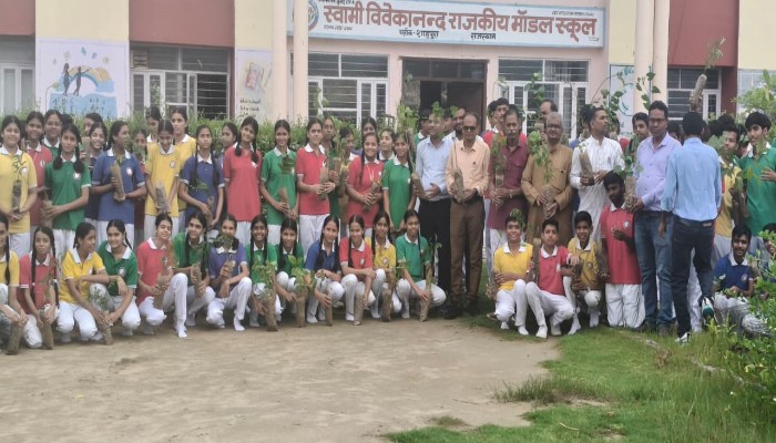 शाहपुराः युवाओं ने लिया पौधों के संरक्षण का संकल्प
