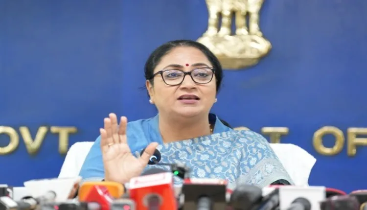 ‘महिला समृद्धि योजना’ का नाम बदल कर ‘दिल्ली लक्ष्मी योजना’ किया गया
