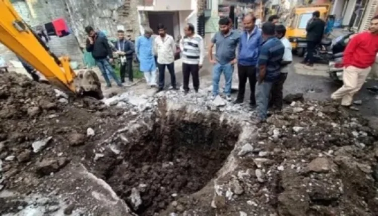 इंदौर के भागीरथपुरा में 36 लोगों की मौत का खुलासा : घरों में पहुंचा था सीवर का पानी
