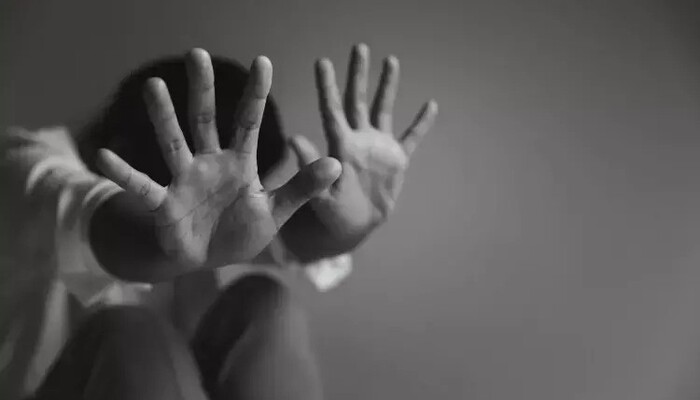 मरीज की बेटी से छेड़छाड़ के आरोप में वार्ड बॉय अरेस्ट, सीसीटीवी की जांच जारी