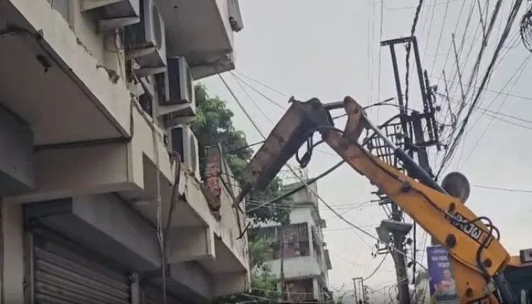 अभिषेक बनर्जी को बड़ी राहत, टीएमसी कार्यालय ध्वस्तीकरण मामले में कलकत्ता हाईकोर्ट का यथास्थिति का आदेश