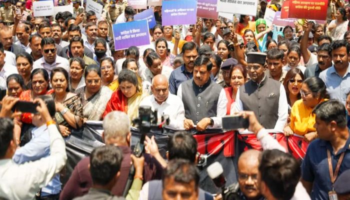 Women's Reservation Bill: महिला आरक्षण बिल पास न होने के विरोध में सड़क पर उतरी भाजपा, निकाली जनाक्रोश पदयात्रा