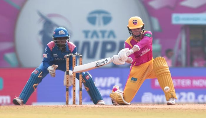 UP vs MI WPL 2026: रोमांचक मुकाबले में में यूपी वॉरियर्स ने मुंबई 22 रनों से हराया, लेनिंग-लिचफील्ड ने जड़े अर्धशतक