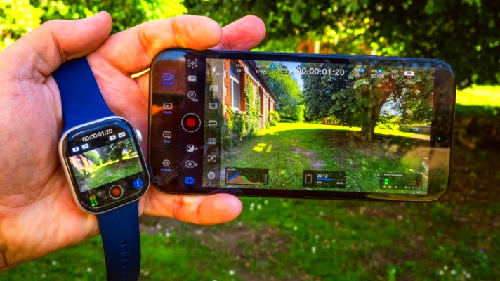 Blackmagic Camera App Apple Watch Support : आईफोन से वीडियो या व्लॉग बनाना हुआ और भी आसान, अब एप्पल वॉच से कंट्रोल होगा ब्लैकमैजिक कैमरा ऐप