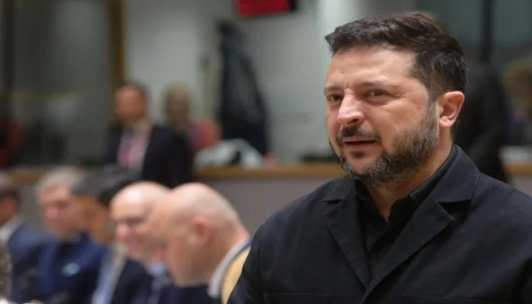 Zelenskyy, त्रिपक्षीय बैठक में होंगे शामिल, जमीन छोड़ने को तैयार नहीं