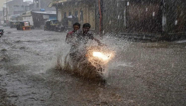 राजस्थान में बारिश का दौर, 30 जिलों में अलर्ट, भरतपुर में स्कूल बंद