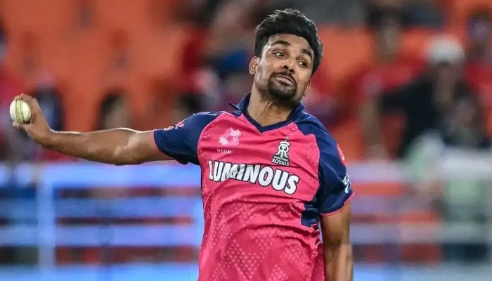 Indian Premier League 2026 : आईपीएल का 'छुपा रुस्तम' गेंदबाज... जिसने विराट कोहली को 7 बार और रोहित शर्मा को 6 बार दिखायी है पवेलियन की राह
