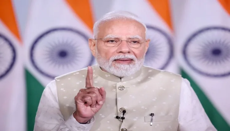 आतंकवाद पर बेनकाब पाक, पीएम मोदी की एडिट फोटो किया पोस्ट