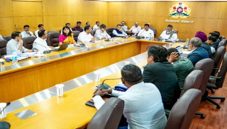 Karnataka: सभी मंदिरों में CCTV लगाएगी सरकार, दान के दुरुपयोग को रोकने के लिए लिया बड़ा फैसला