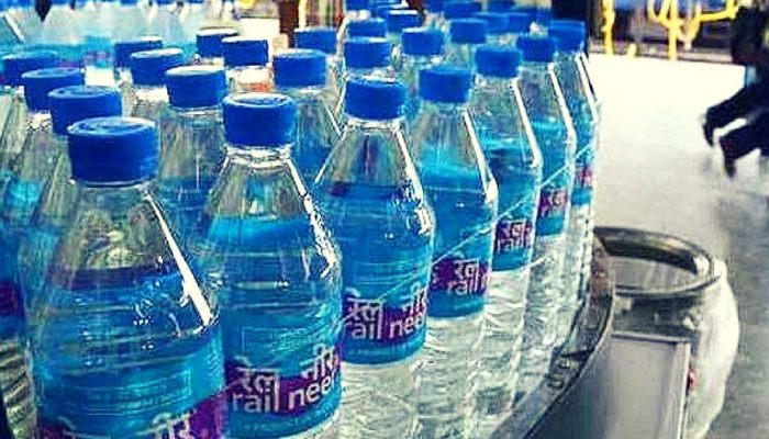22 सितंबर से रेल नीर और सीलबंद पानी की बोतलों के रेट हो जाएंगे कम, IRCTC ने जारी किया आदेश