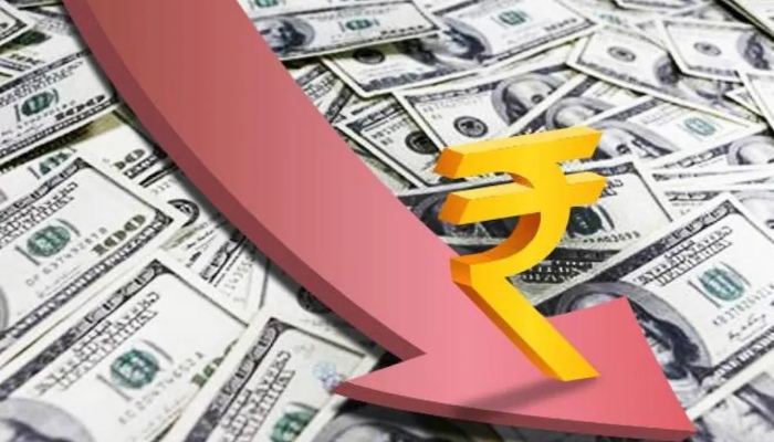 Indian Currency Rupee में रिकॉर्ड गिरावट: पहली बार Dollar के मुकाबले 95 पार, बाजार में बढ़ी बेचैनी