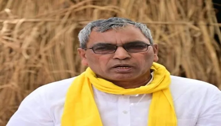 यूपी की मशीनरी किसानों की आय के लिए गंभीर, मुख्यमंत्री, मंत्री और अफसरों का ध्यान खेतों पर