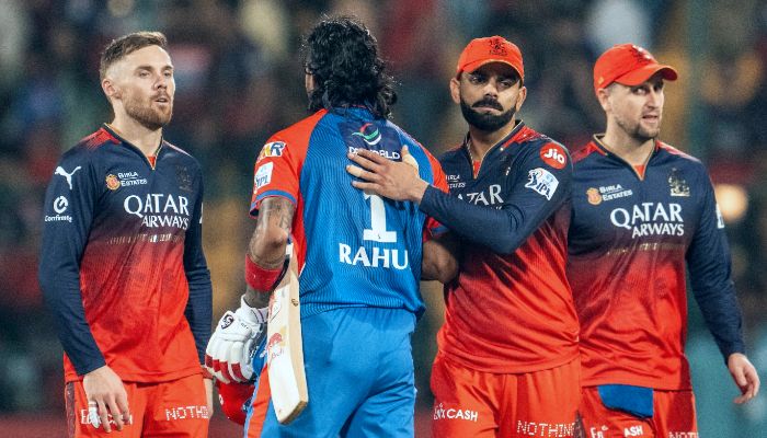DC vs RCB: दिल्ली बनाम बेंगलुरु की जंग होगी रोमांचक, किसका बजेगा डंका, जानें पिच रिपोर्ट से प्लेइंग XI तक सब कुछ