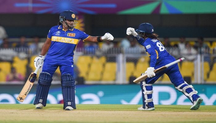 SL W vs BAN W: वर्ल्ड कप में श्रीलंका ने बांग्लादेश के जबड़े से छीनी जीत, चमारी अट्टापट्टू ने रचा इतिहास