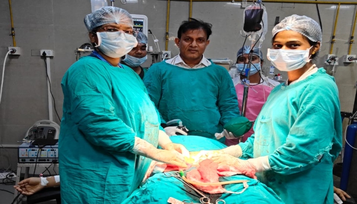 Sultanpur Medical College : डाक्टरों की टीम ने किया अनोखा आपरेशन, बचाई जान