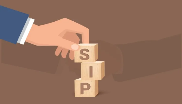 हर महीने सिर्फ 10,000 रुपये की SIP से बन सकता है 1 करोड़ का फंड, जानिए कितने साल में पूरा होगा सपना
