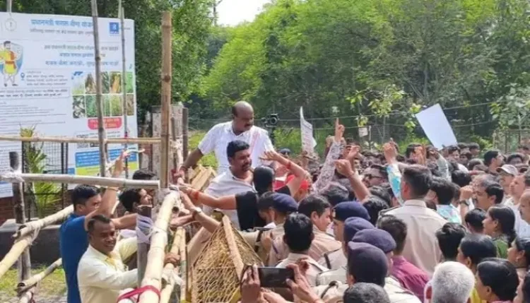 जांजगीर-चांपा के ‘भीमा तालाब’ की गंदगी पर फूटा लोगों का गुस्सा