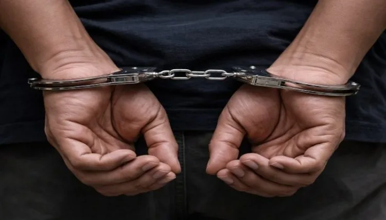सुप्रीम कोर्ट में हंगामे के मामले में लखनऊ यूनिवर्सिटी लॉ के दो छात्र गिरफ्तार