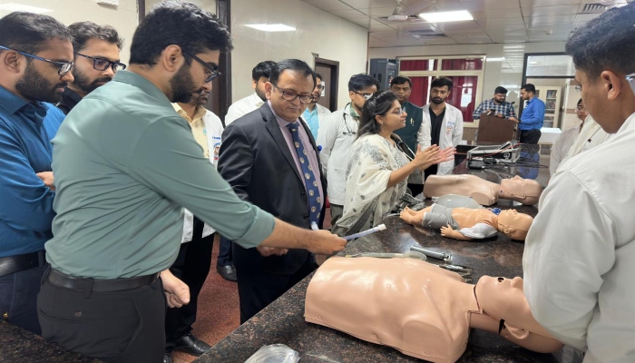 World Emergency Medicine Day : केजीएमयू में सीएमई व वर्कशॉप, हर जीवन की रक्षा, हमारी प्राथमिकता का संकल्प