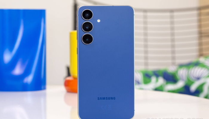 Samsung Galaxy S26 FE : लॉन्च से पहले ही लीक हुआ, इस जादुई सॉफ्टवेयर के साथ टेक वर्ल्ड में मचाएगा तहलका