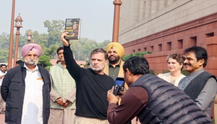 BJP Slams Rahul Gandhi's Budget Speech : राहुल गांधी के 'जहरीले झूठ' से सदन शर्मसार, सुधांशु त्रिवेदी का तीखा पलटवार, याद दिलाया जनरल मानेकशॉ और इंदिरा का अनुशासन