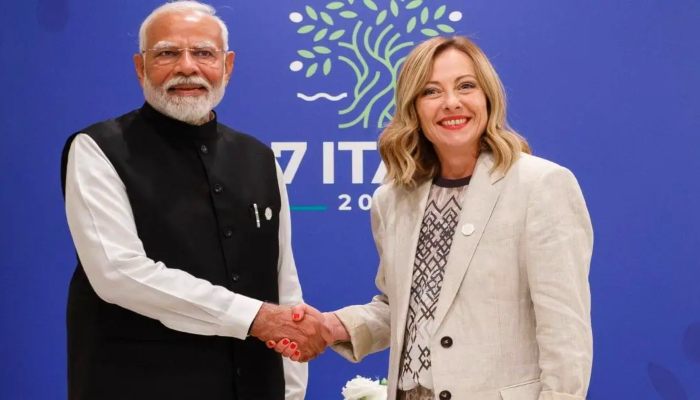 PM Modi ने तोड़ा नेहरू का रिकॉर्ड ! मेलोनी ने दी खास बधाई, दुनिया भर से आ रहे संदेश