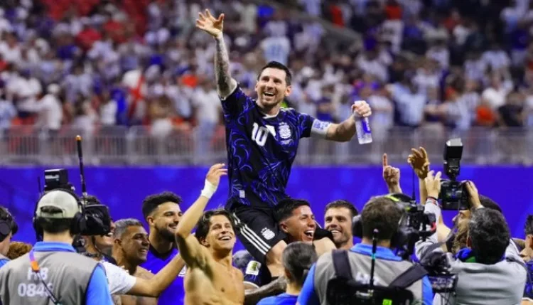 FIFA World Cup 2026: सात मिनट में पलटा गेम, इंग्लैंड को 2-1 से रौंदकर लगातार दूसरी बार फाइनल में अर्जेंटीना, मेसी ने रचा इतिहास