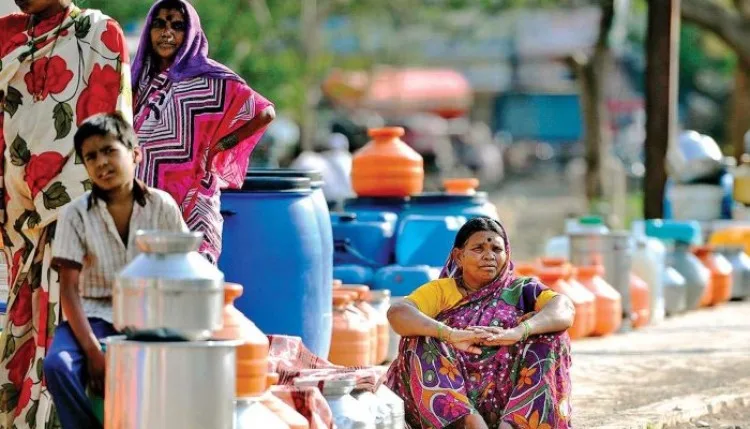 Mumbai Water Crisis: मुंबई में मॉनसून की मार, समंदर किनारे बसी मायानगरी क्यों तरस रही पानी के लिए?