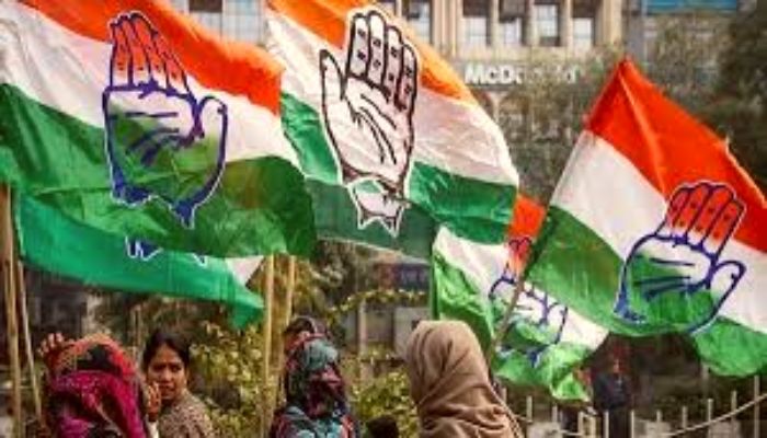 27 में केवल आठ सीट पर ही कांग्रेस ने उतारे प्रत्याशी